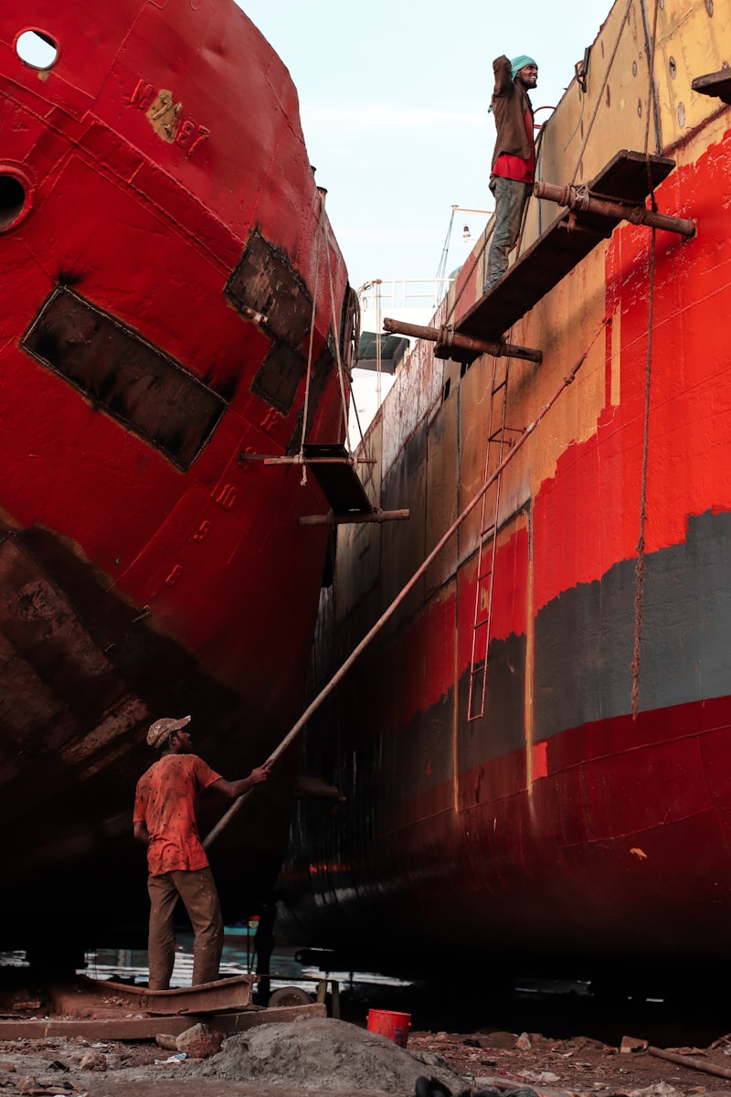 Hull Blasting & Coating